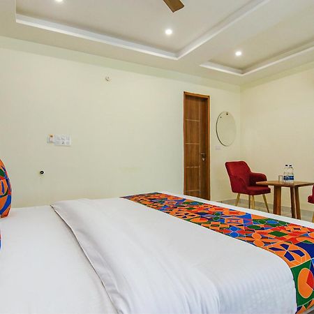 Fabhotel Meridian Inn Mohali Zewnętrze zdjęcie