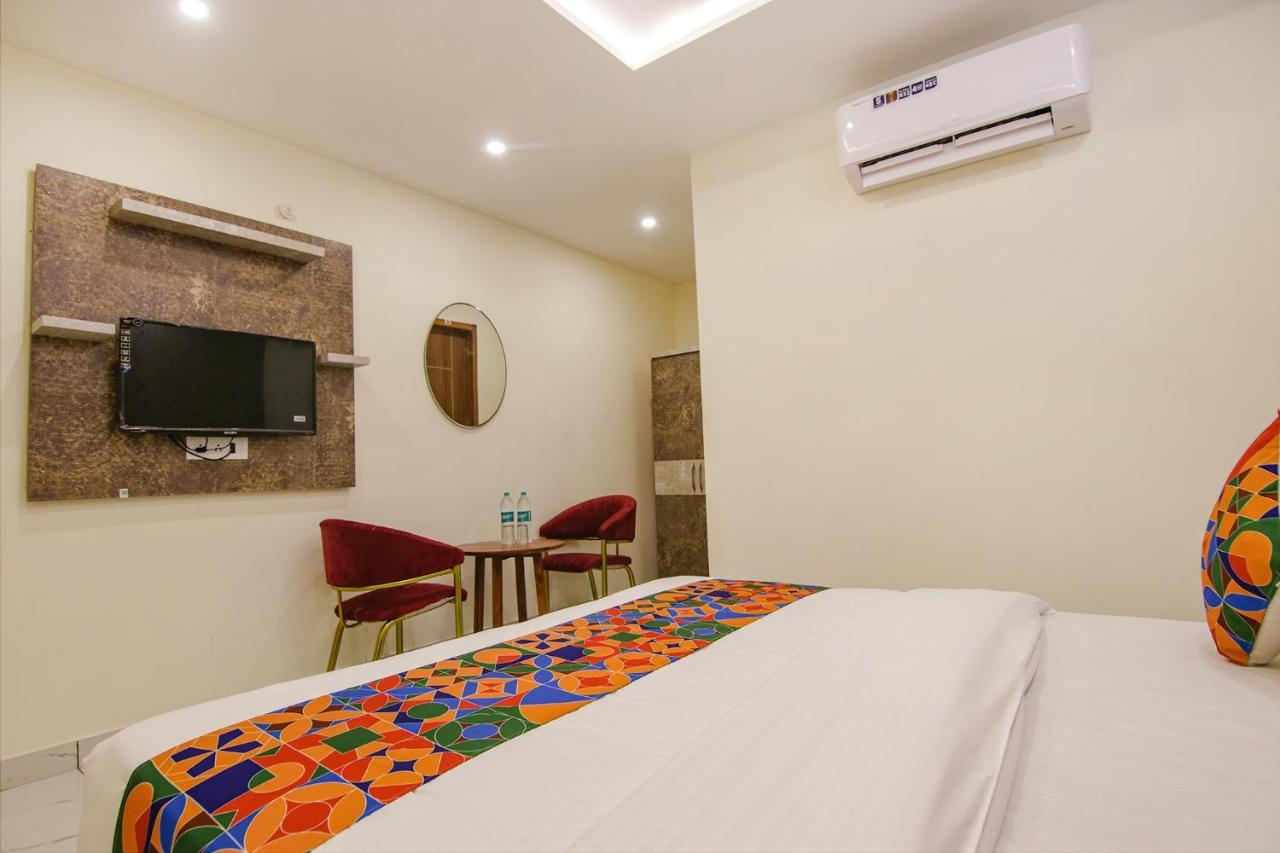 Fabhotel Meridian Inn Mohali Zewnętrze zdjęcie