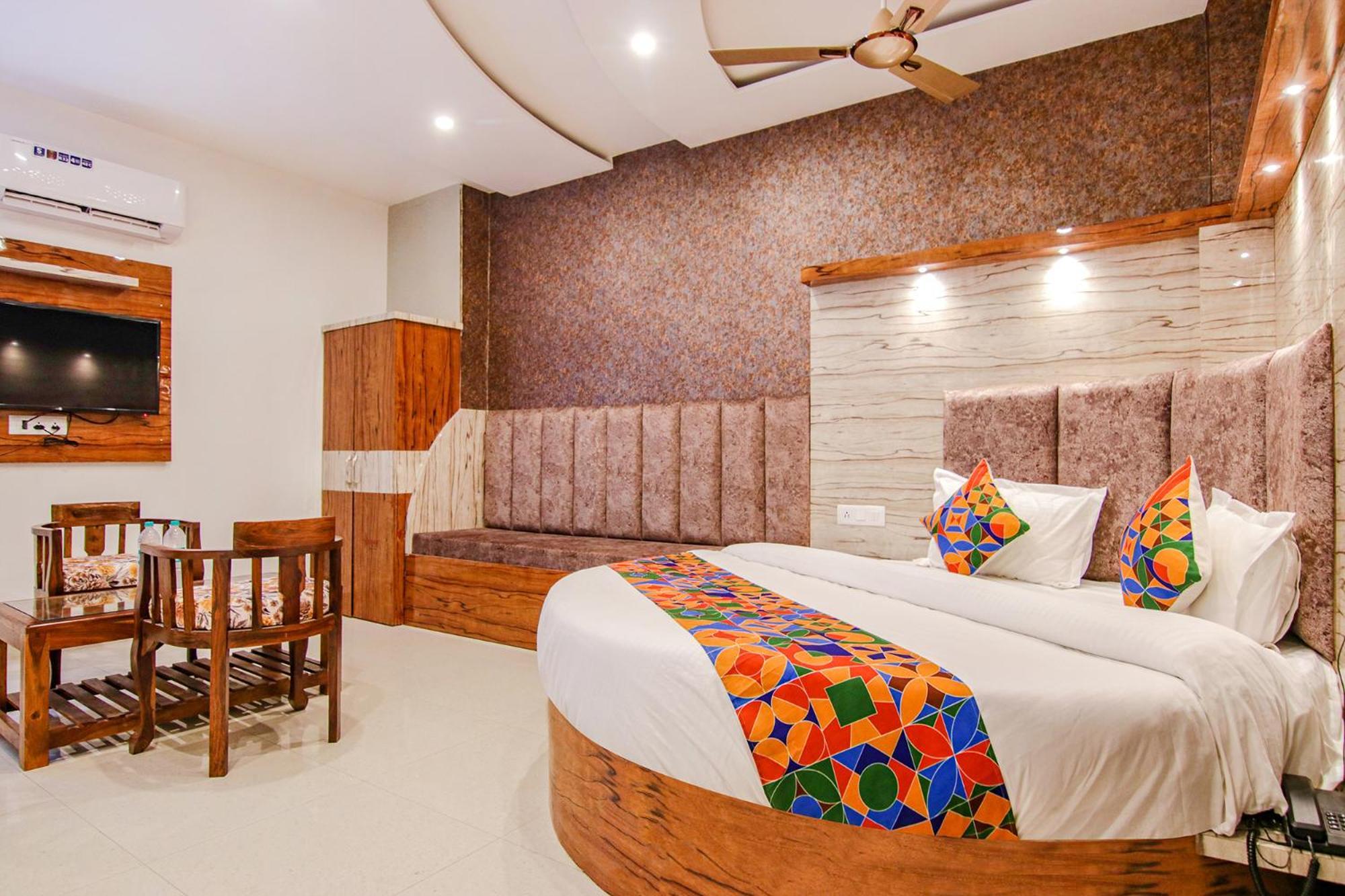 Fabhotel Meridian Inn Mohali Zewnętrze zdjęcie